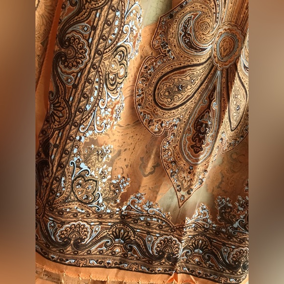 Scarves - Picture 6 of 6